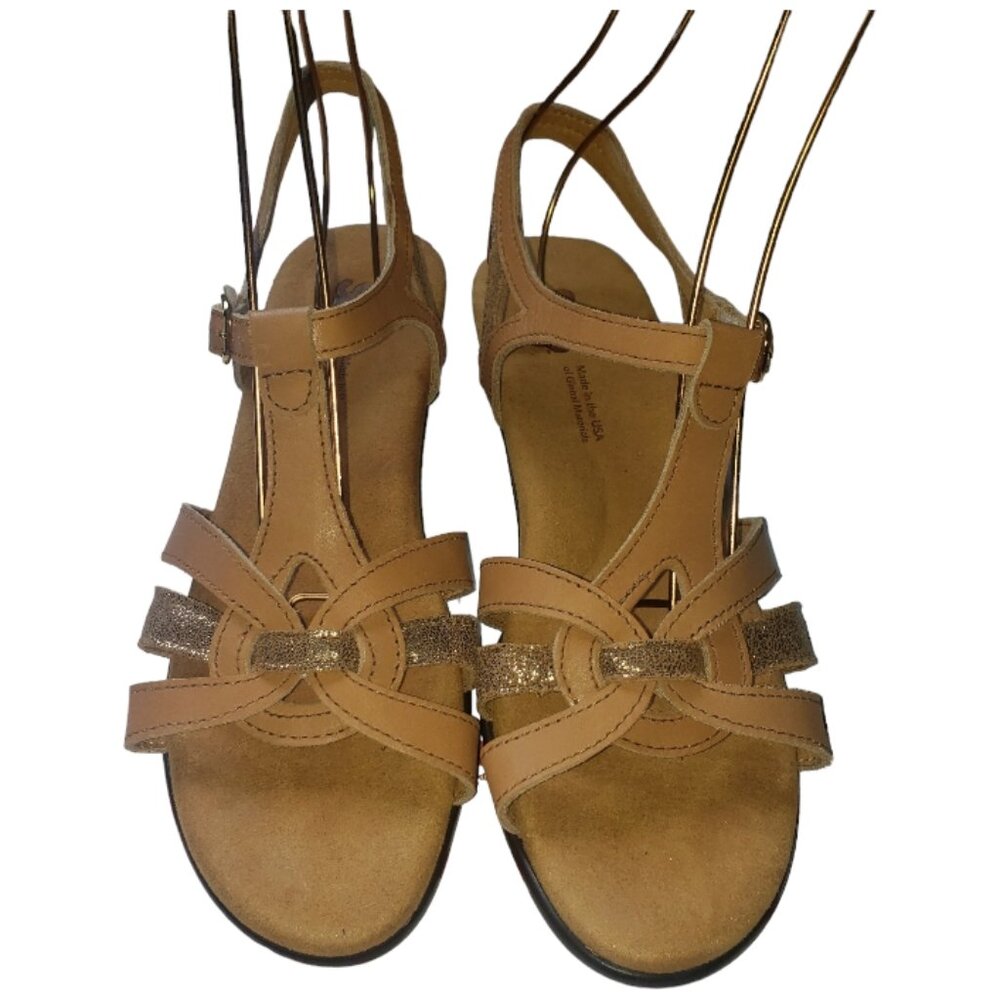 Sh133 SAS Aurora T-Strap NWOT Sandal 9.5